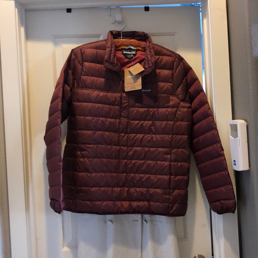 Women’s down snap T pull over burgundy